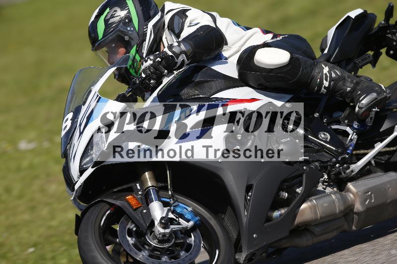 /Archiv-2024/29 12.06.2024 MOTO.CH Track Day ADR/Gruppe gelb/68